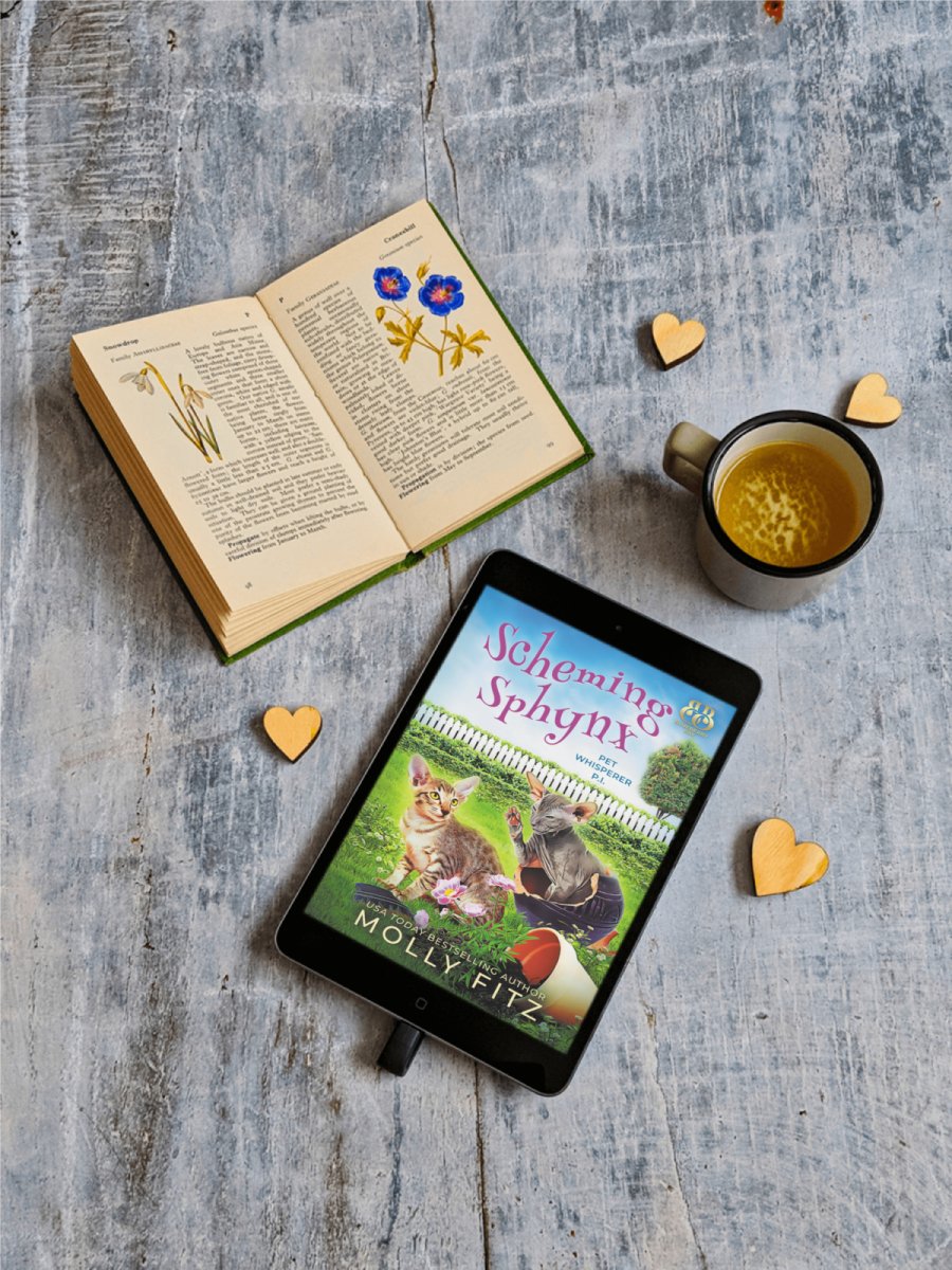 Scheming Sphynx eBook - Molly Fitz Books